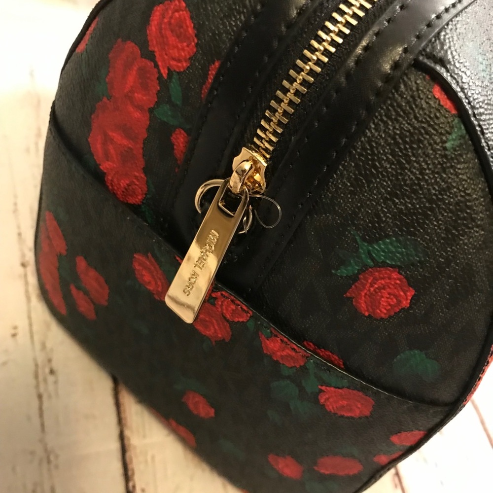 NWT Michael Kors Hayes red rose LG duffle bag - Picture 4 of 8